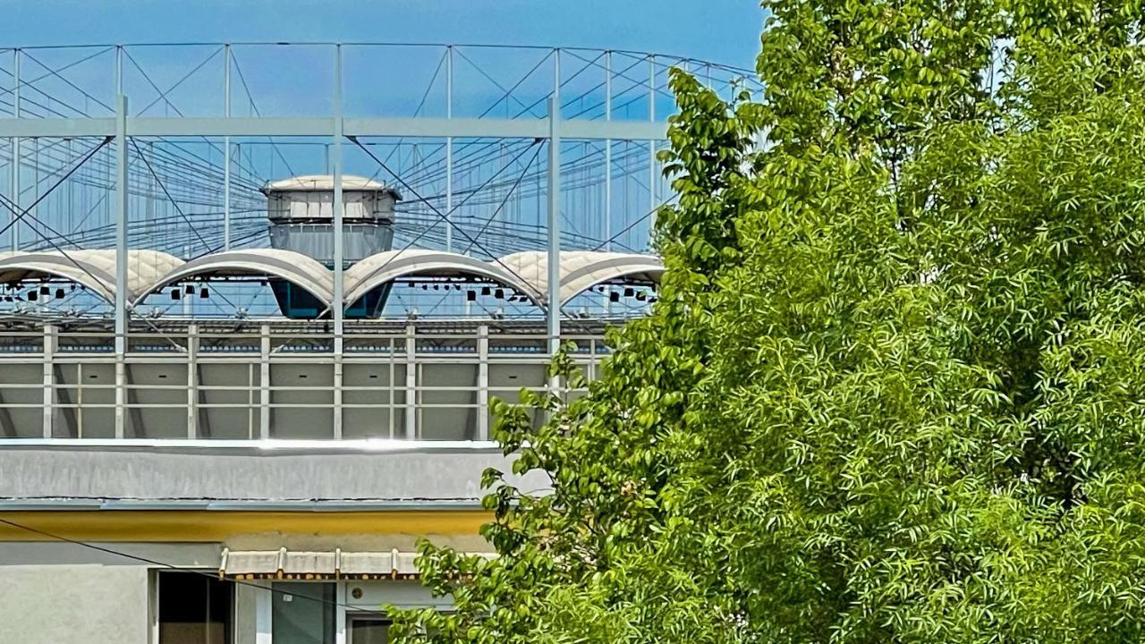 National Arena Studio 2 Boekarest Buitenkant foto